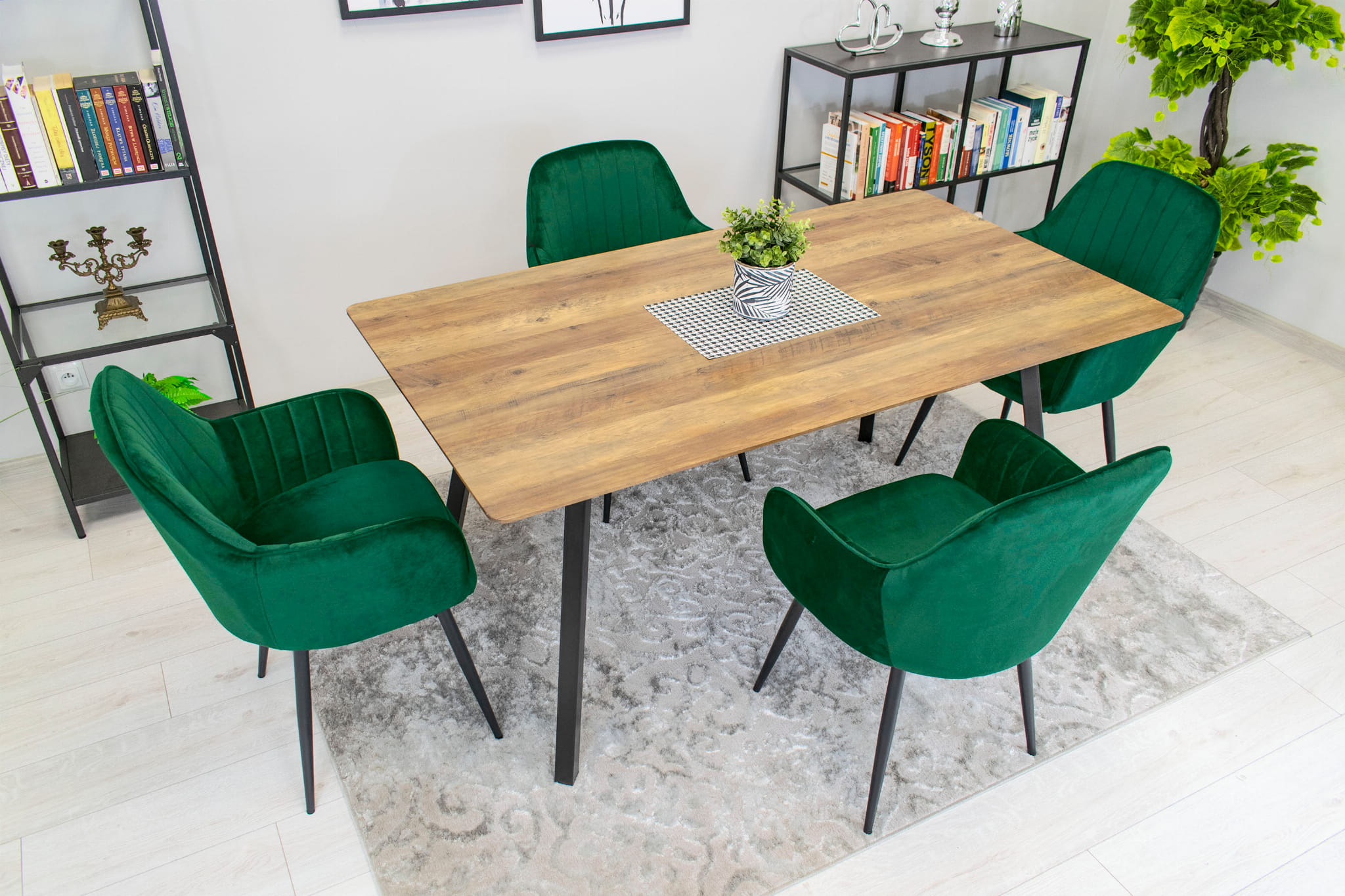 80f1b7de6af4b65ee43d7d98d907fae4