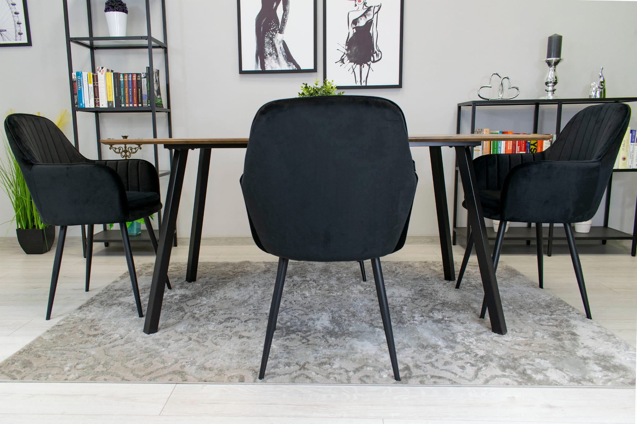 15b23f6327e751267edefdfd6e63baf6