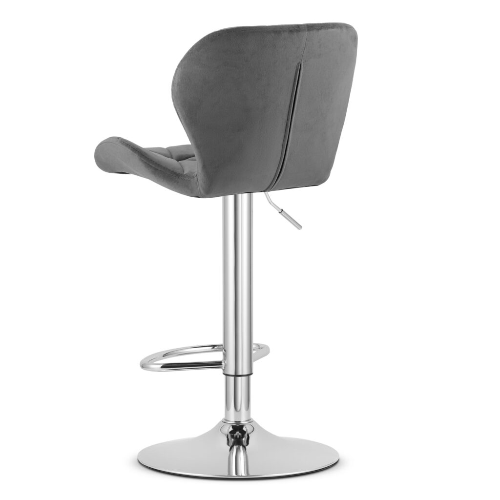 8b153c235f3e64a00d9d9a7b1a12190f